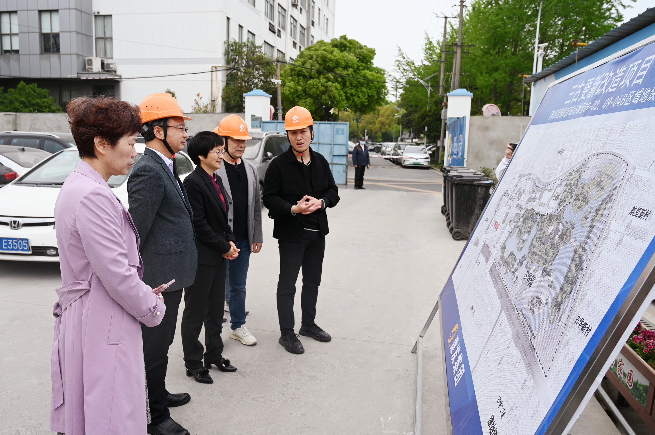 區人大領導參觀“三古”城市更新項目 區人大領導參觀“三古”城市更新項目